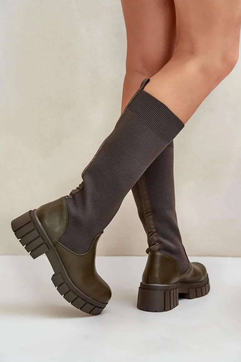Kozaki Z Elastyczną Cholewką Na Płaskim Obcasie Ciemnozielone Mesidra