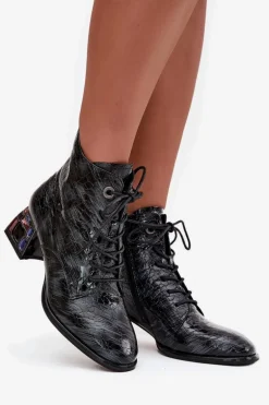 Lakierowane Botki Damskie Z Naturalnej Skóry Na Obcasie Z Kryształkami Artiker 57C0132 Szare