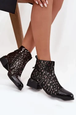 Lakierowane Botki Damskie Z Naturalnej Skóry Na Niskim Obcasie D&A LZ52-960 Czarne