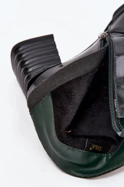 Lakierowane Botki Damskie Z Naturalnej Skóry Na Słupku D&ACR52-696 Ciemnozielone