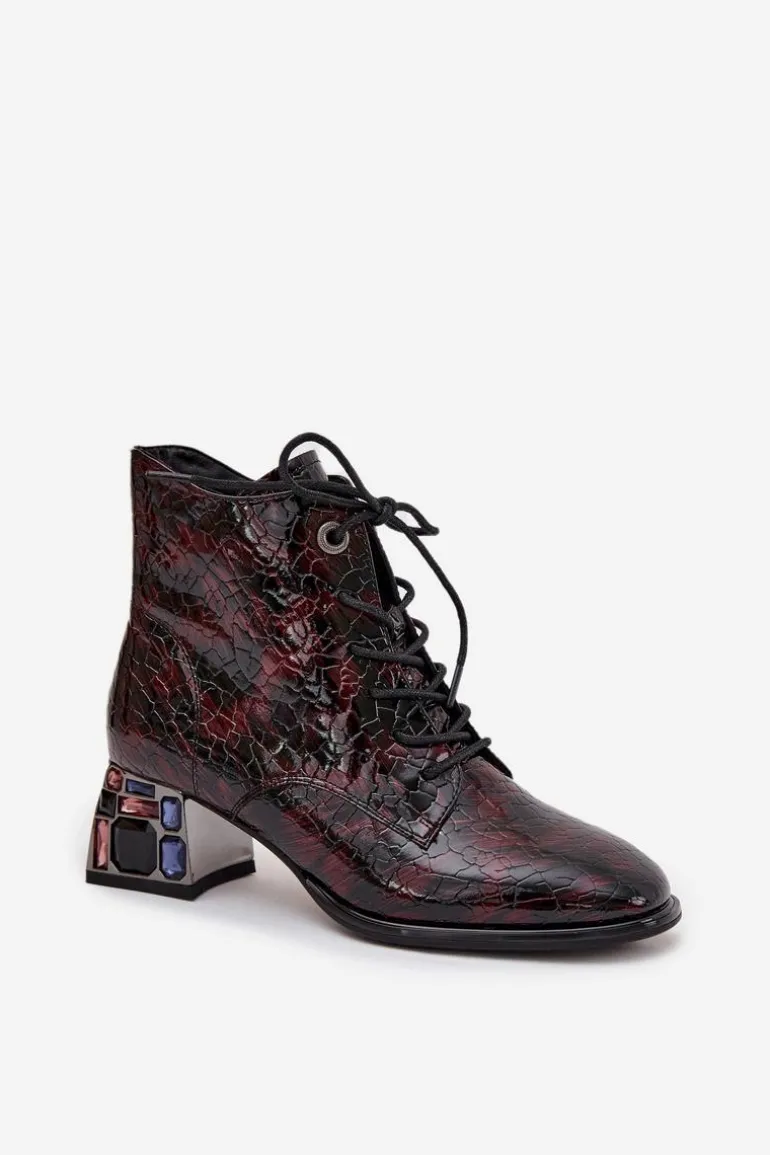 Lakierowane Botki Damskie Z Naturalnej Skóry Na Obcasie Z Kryształkami Artiker 57C0130 Bordowe