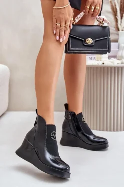 Lakierowane Botki Na Koturnie Ocieplane Vinceza 66703 Czarne