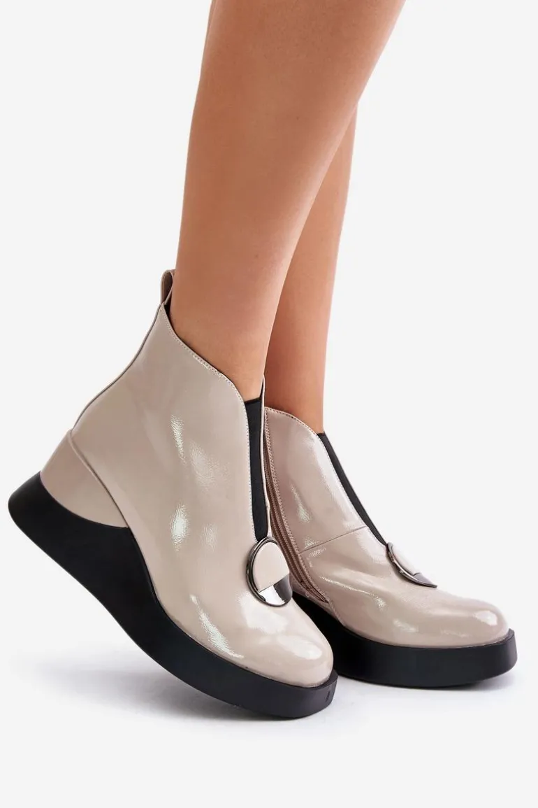 Lakierowane Botki Na Koturnie Ocieplane D&A MR880-136 Beżowe