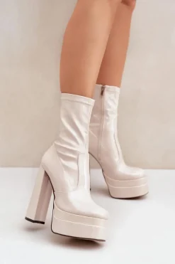 Lakierowane Botki Na Platformie I Wysokim Słupku Beżowe Lotisha