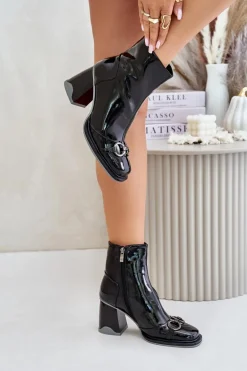 Lakierowane Botki Na Słupku Ocieplane Z Ozdobą D&A MR880-021 Czarne