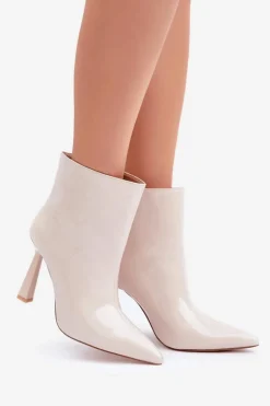 Lakierowane Botki Na Szpice Wsuwane Jasnobeżowe Seliri