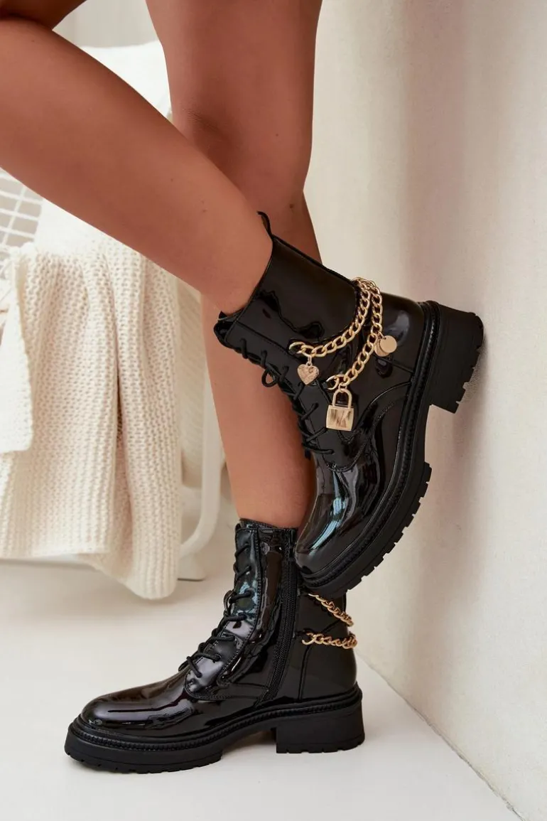 Lakierowane Botki Workery Damskie Ze Złotym Łańcuchem Ocieplane Czarne Sarinae