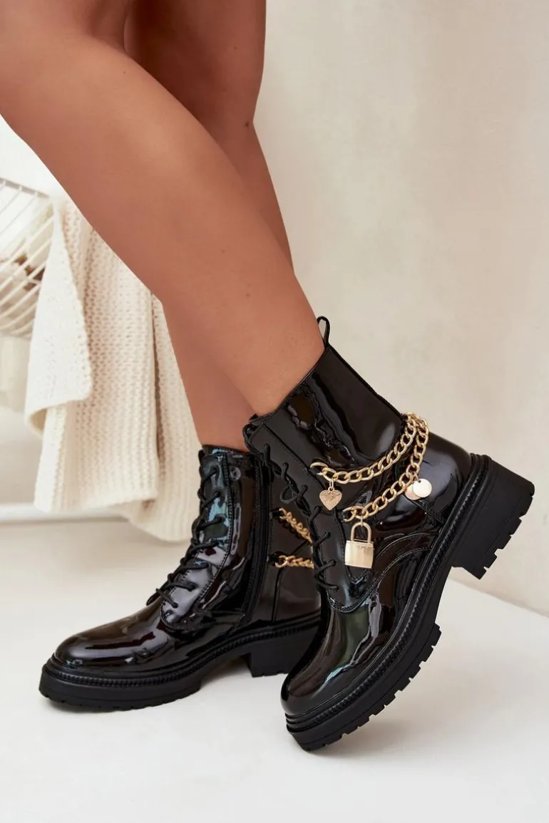 Lakierowane Botki Workery Damskie Ze Złotym Łańcuchem Ocieplane Czarne Sarinae