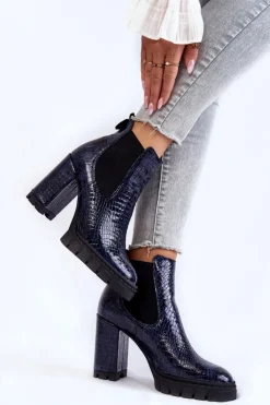 Lakierowane Botki Wężowy Wzór Na Słupku Granatowe Eldey