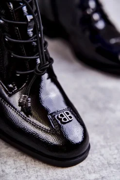 Lakierowane Botki Z Ozdobą Czarne Betrix