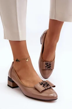 Lakierowane Czółenka Na Klocku Beżowe Ilvanna