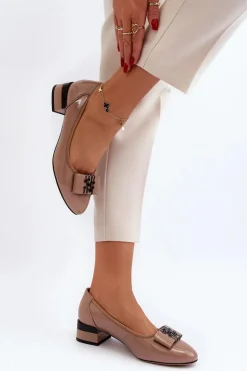 Lakierowane Czółenka Na Klocku Beżowe Ilvanna