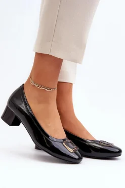 Lakierowane Czółenka Na Klocku Z Ozdobą Czarne Enollia