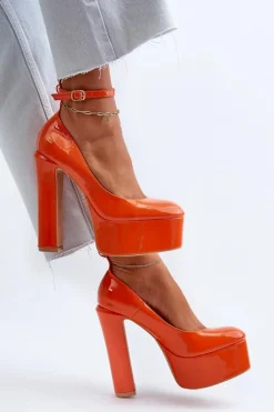 Lakierowane Czółenka Na Masywnej Platformie I Słupku Pomarańczowe Ninames