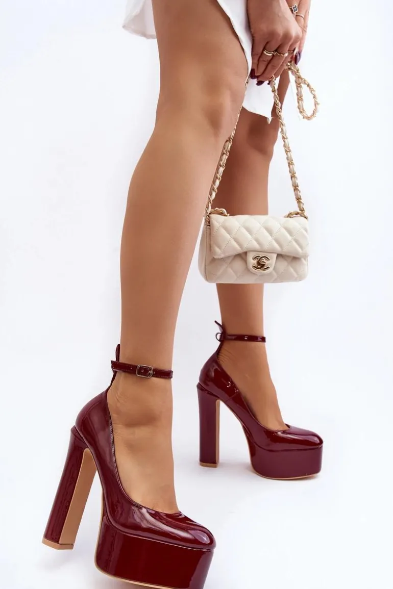 Lakierowane Czółenka Na Masywnej Platformie I Słupku Bordowe Ninames