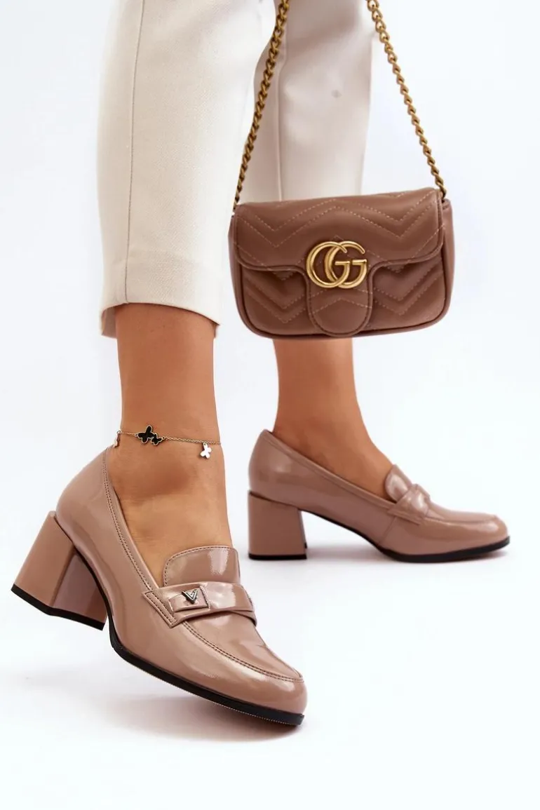 Lakierowane Czółenka Na Obcasie Beżowe Felicijana