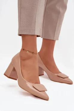 Lakierowane Czółenka Na Słupku Z Ozdobą Nude Isoline