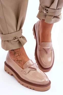 Lakierowane Damskie Mokasyny Na Platformie Z Ozdobą Beżowe Jonett