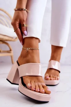 Lakierowane Klapki Na Słupku Jasnobeżowe Seattle