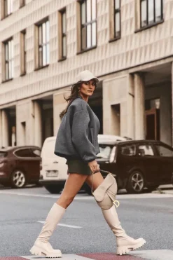 Lakierowane Kozaki Na Masywnej Platformie Z Suwakiem Beżowe Ringo