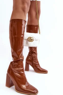 Lakierowane Kozaki Na Słupku Przed Kolano Brązowe Mlokva