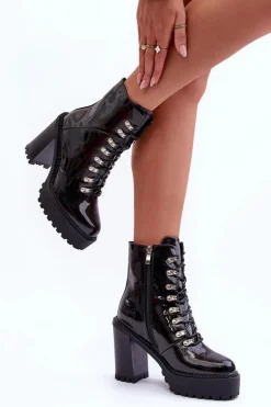 Lakierowane Masywne Botki Na Słupku Czarne Ikeshia
