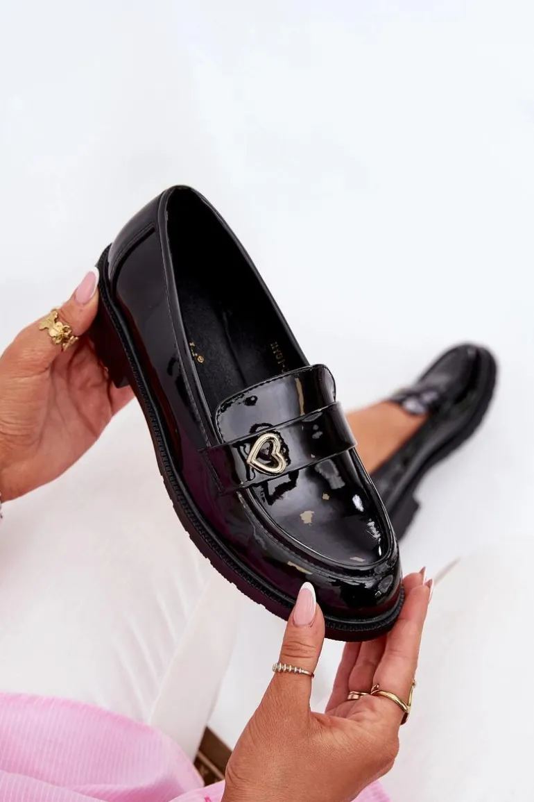 Lakierowane Mokasyny Damskie Z Serduszkiem S.Barski HY51-379 Czarne