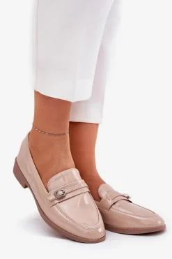 Lakierowane Mokasyny Damskie Z Ozdobną Sprzączką Beżowe Mollan