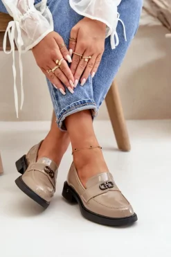 Lakierowane Mokasyny Damskie Ze Skóry Naturalnej Khaki Vinceza 58409