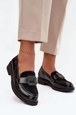 Lakierowane Mokasyny Damskie Z Ozdobną Klamrą S.Barski HY52-546 Czarne