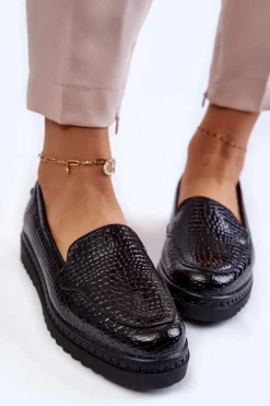 Lakierowane Mokasyny Krokodyli Wzór Na Platformie Czarne Diane