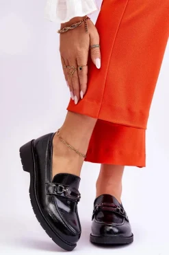 Lakierowane Mokasyny Loafersy Z Ozdobą Czarne Maura