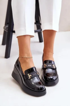 Lakierowane Mokasyny Na Koturnie Vinceza 58337 Czarne