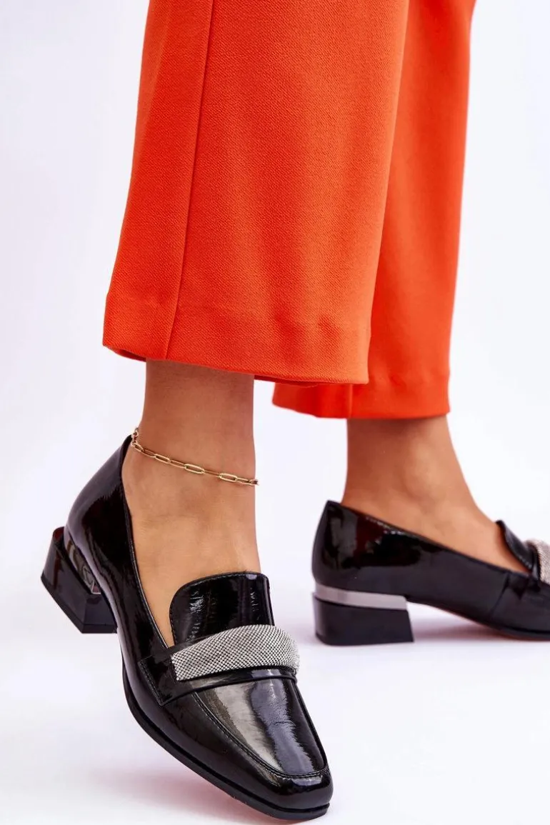 Lakierowane Mokasyny Na Obcasie Z Cyrkoniami Czarne Lavern