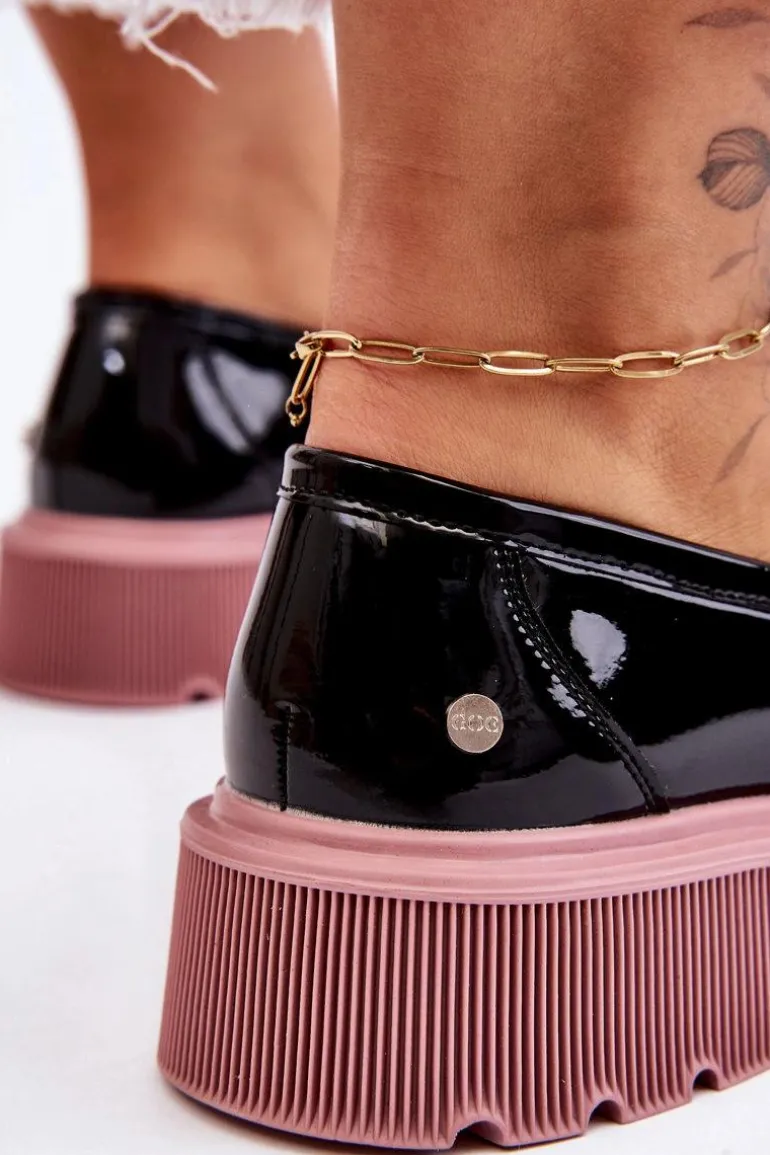 Lakierowane Mokasyny Z Łańcuchem GOE LL2N4039 Czarno-Fioletowe