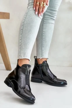 Lakierowane Niskie Botki Damskie Na Płaskim Obcasie Ocieplane Czarne S.Barski HY42-120 Czarne