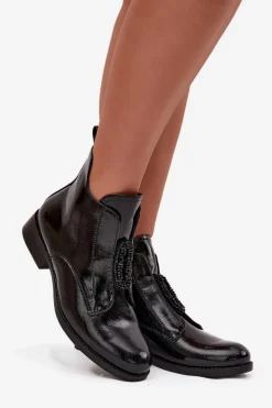 Lakierowane Ocieplane Botki Damskie Z Ozdobnym Detalem S.Barski HY52-525 Czarne