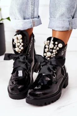 Lakierowane Ocieplane Workery Z Perełkami Czarne Perla