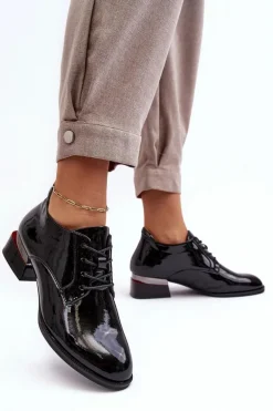 Lakierowane Półbuty Damskie Sznurowane Czarne Banosa