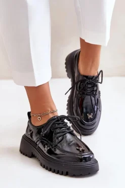 Lakierowane Półbuty Damskie Z Ozdobami Skóra Naturalna Artiker 55C1011 Czarne