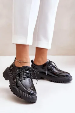 Lakierowane Półbuty Damskie Z Ozdobami Skóra Naturalna Artiker 55C1011 Czarne