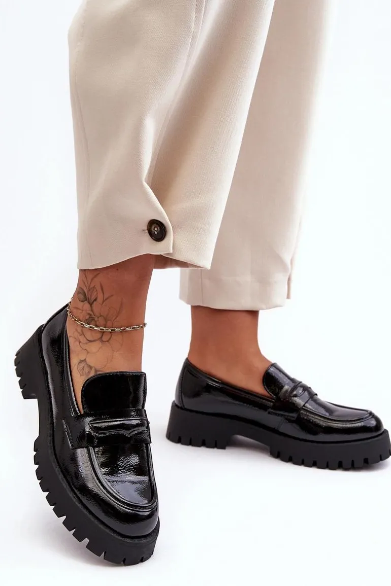 Lakierowane Półbuty Loafersy Na Płaskim Obcasie Czarne Jannah