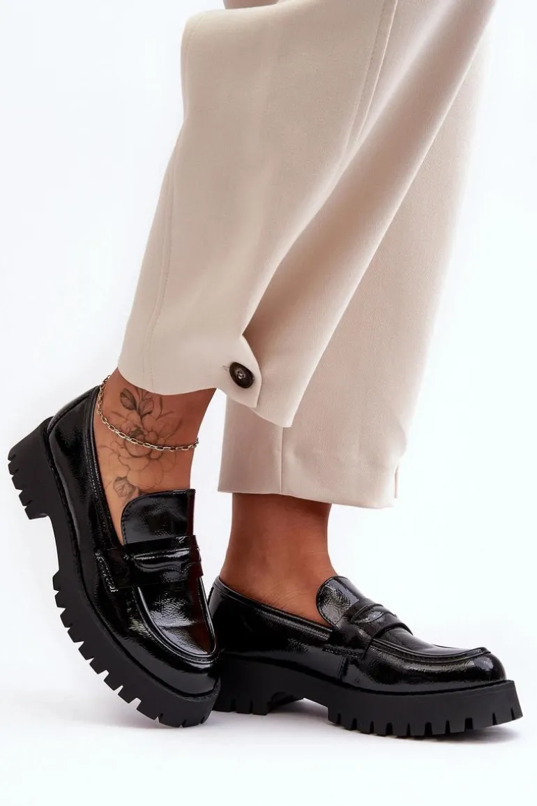 Lakierowane Półbuty Loafersy Na Płaskim Obcasie Czarne Jannah