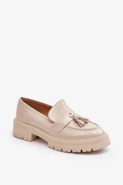 Lakierowane Półbuty Loafersy Z Frędzlami Jasnobeżowe Velenase