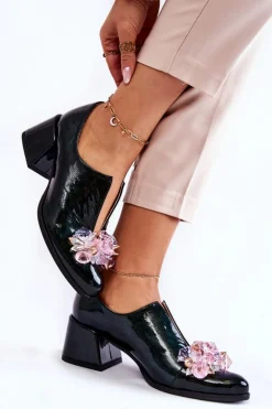 Lakierowane Półbuty Mozaika Z Transparentną Ozdobą Zielone Delaver