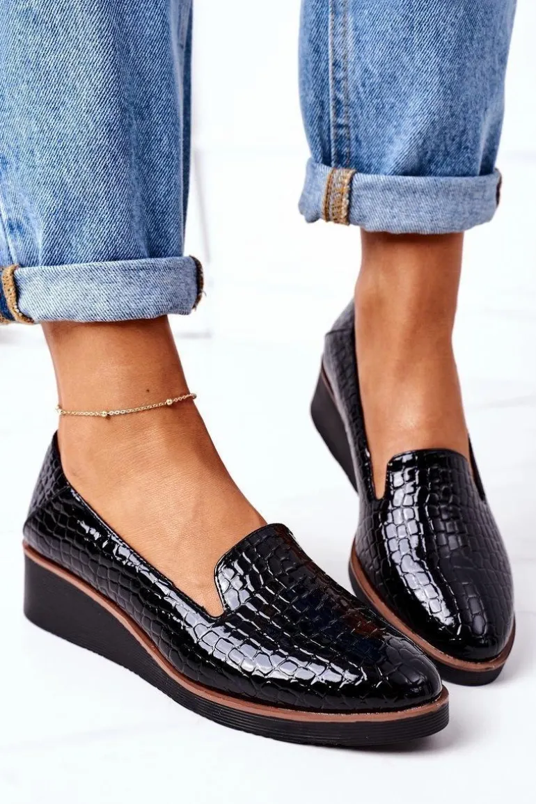 Lakierowane Półbuty Na Koturnie Vinceza 10675 Czarne