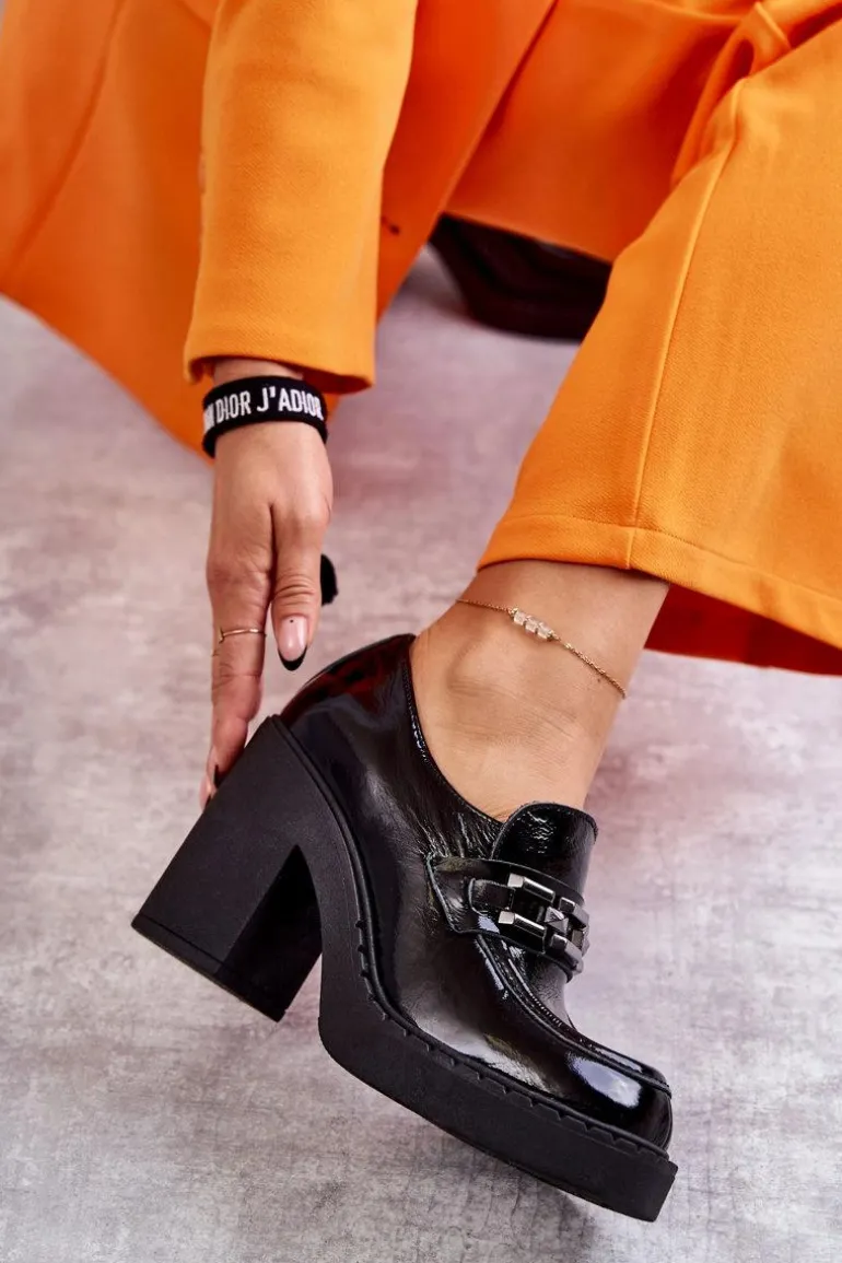 Lakierowane Półbuty Na Masywnym Słupku Czarne Lemar Jaime