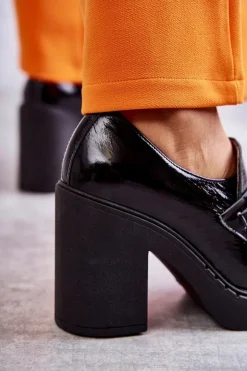 Lakierowane Półbuty Na Masywnym Słupku Czarne Lemar Jaime