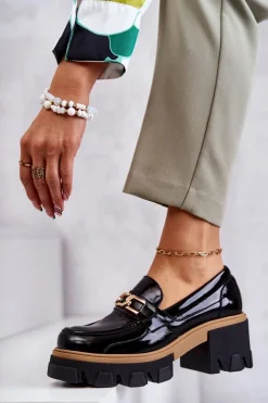 Lakierowane Półbuty Na Obcasie Ze Złotą Ozdobą Czarne Lurdes