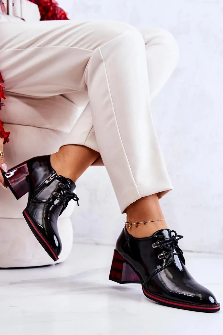 Lakierowane Półbuty Na Suwak Czarno-Czerwone Laurosa